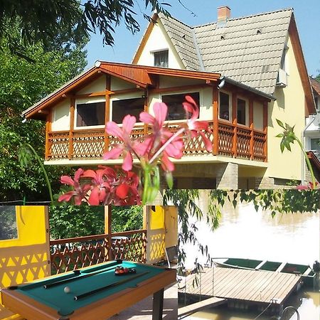 Villa Tiszavirag Vendeghaz Szegedin Exterior foto
