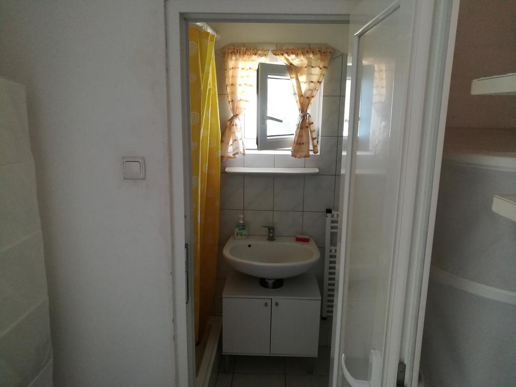 Villa Tiszavirag Vendeghaz Szegedin Exterior foto